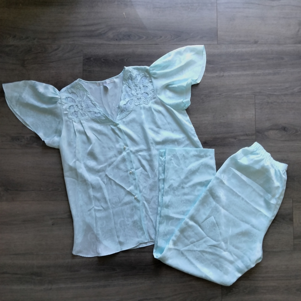 Vintage Erika Taylor Light Blue Satin Pajama Set Women's Size M Short Sleeve